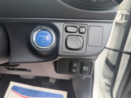 2018 Toyota Aqua - photo 13