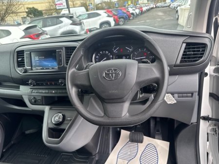2022 Toyota Proace - photo 9