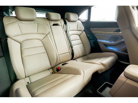 2024 Porsche Taycan - photo 30
