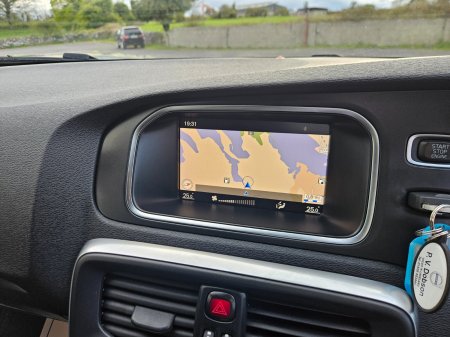 2017 Volvo V40 - photo 14