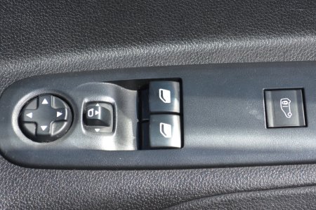 2021 Opel Combo - photo 10