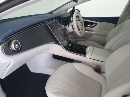 2024 Mercedes-Benz EQE - photo 9