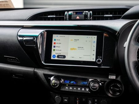 2026 Toyota Hilux - photo 13
