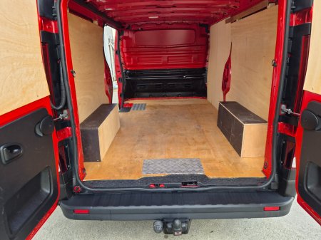 2020 Renault Trafic - photo 9