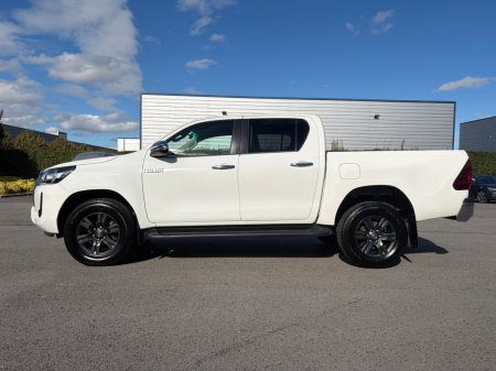 2021 Toyota Hilux - photo 2