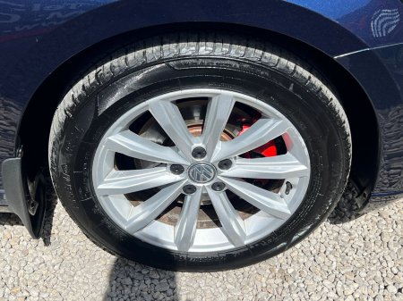 2016 Volkswagen Passat - photo 16