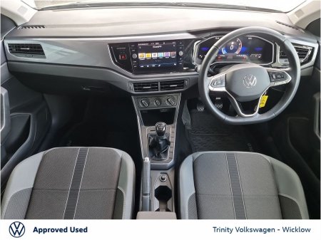 2025 Volkswagen Polo - photo 2