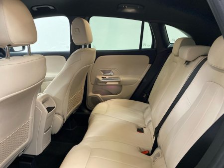 2026 Mercedes-Benz GLA - photo 4