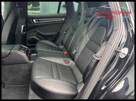2022 Porsche Panamera - photo 8