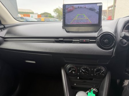 2015 Mazda Demio - photo 7