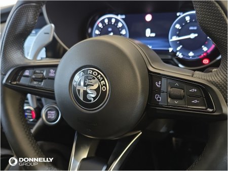 2025 Alfa Romeo Giulia - photo 20