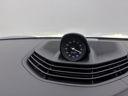 2020 Porsche Taycan - photo 28