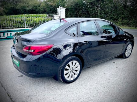 2014 Opel Astra - photo 18