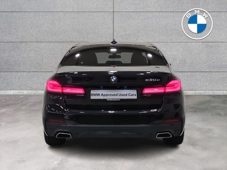 2021 BMW 5-Series - photo 15