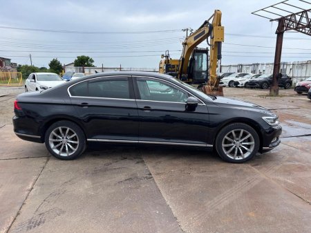 2020 Volkswagen Passat - photo 3