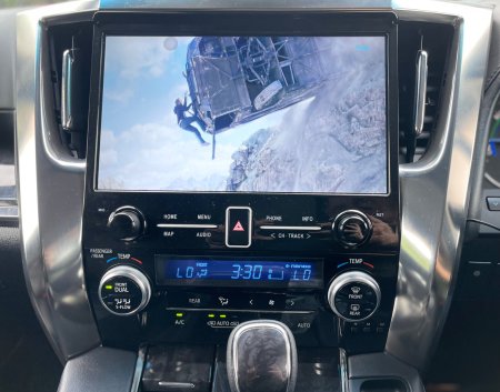 2019 Toyota Alphard - photo 23