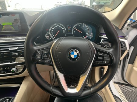 2017 BMW 5-Series - photo 11
