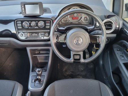 2013 Volkswagen up! - photo 17