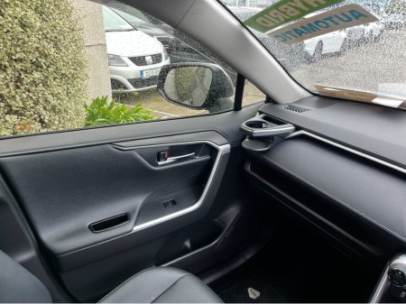 2020 Toyota RAV4 - photo 16