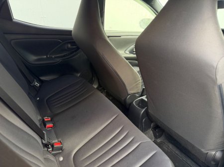 2020 Toyota Yaris - photo 14