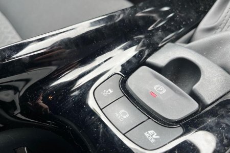 2023 Toyota C-HR - photo 40
