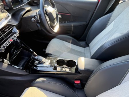 2021 Peugeot 208 - photo 47