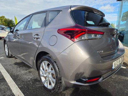 2016 Toyota Auris - photo 6