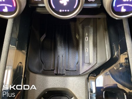 2026 Skoda Superb - photo 24