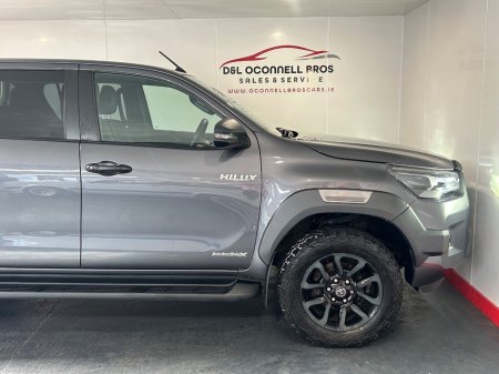 2021 Toyota Hilux - photo 8