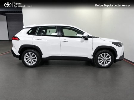 2023 Toyota Corolla Cross - photo 3
