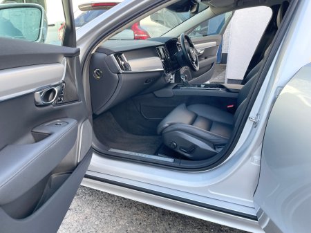 2020 Volvo S90 - photo 23