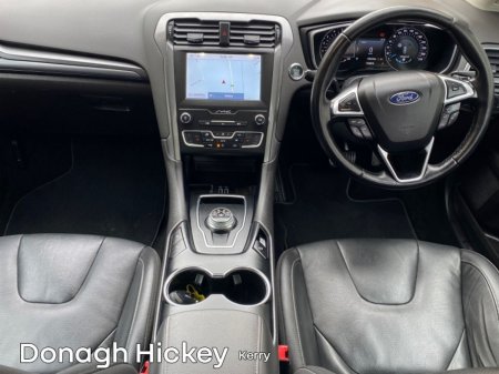 2021 Ford Mondeo - photo 2