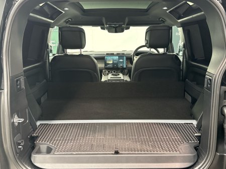 2026 Land Rover Defender - photo 29