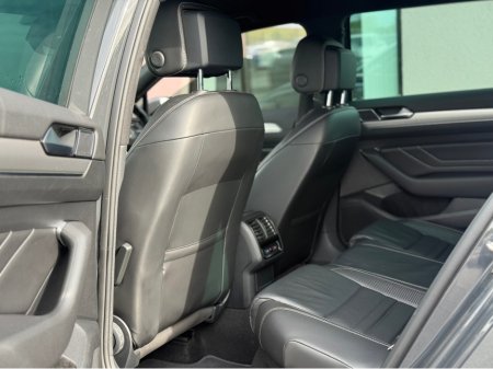 2020 Volkswagen Passat - photo 12