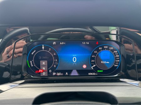 2023 Volkswagen Golf - photo 8