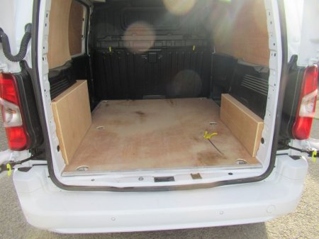 2025 Citroen Berlingo - photo 9