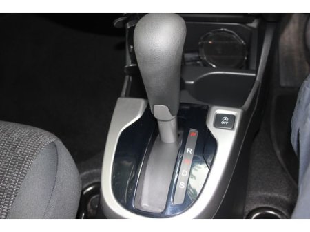 2016 Honda Jazz - photo 23