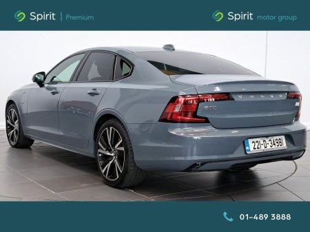 2022 Volvo S90 - photo 2