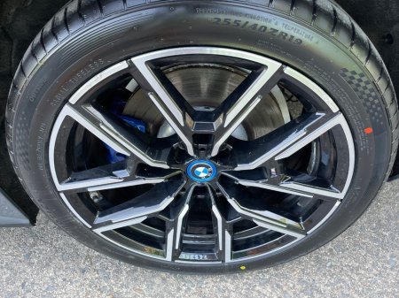 2022 BMW i4 - photo 14