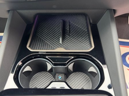 2024 BMW 5-Series - photo 24