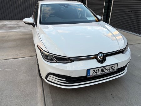 2024 Volkswagen Golf - photo 6