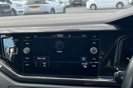 2025 Volkswagen Polo - photo 34