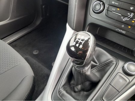 2017 Ford Focus - photo 26