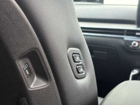 2026 Kia Sorento - photo 32