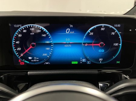 2022 Mercedes-Benz EQA - photo 9