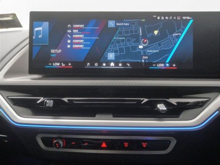 2024 BMW XM - photo 8