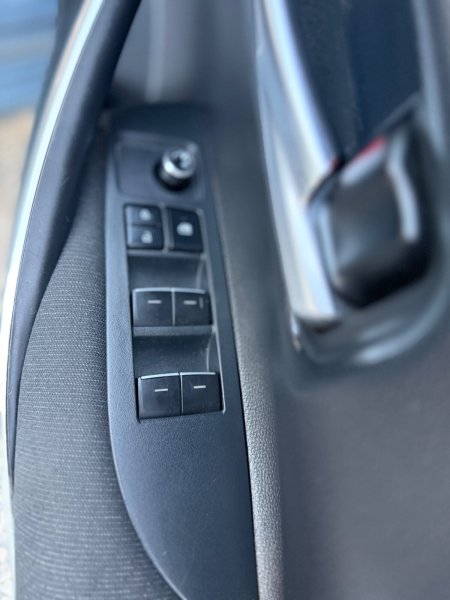2023 Toyota Corolla - photo 12