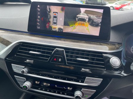 2020 BMW 5-Series - photo 14