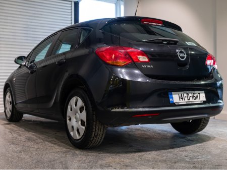2014 Opel Astra - photo 6