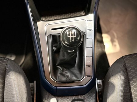 2021 Volkswagen Polo - photo 18